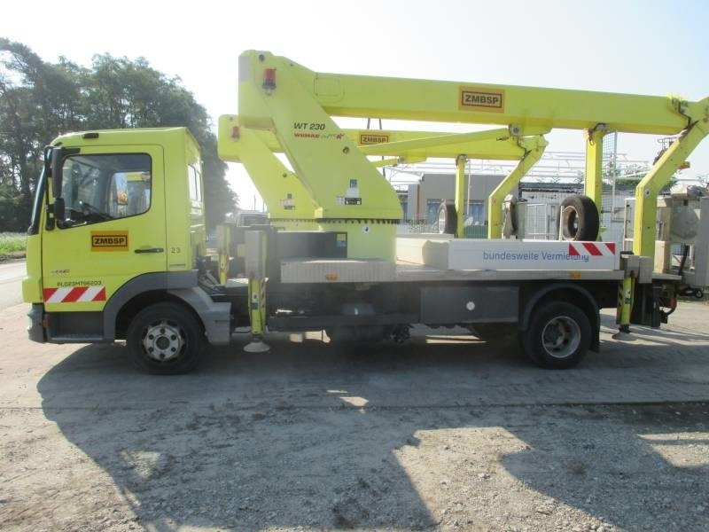 Wumag WT 230 - Truck mounted aerial platform: picture 3 Wumag WT 230 - Truck mounted aerial platform: picture 3