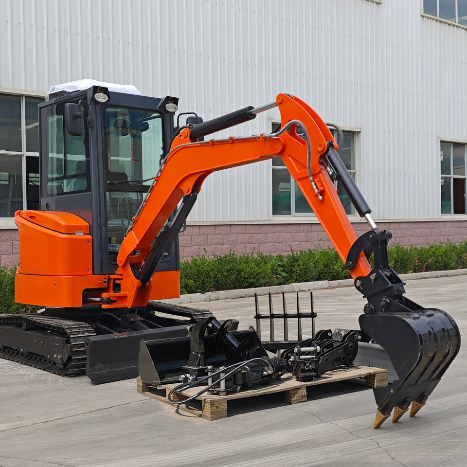 LEZUM Free Shipping Mini Excavator Bagger Pelle Miniexcavadora 1 2 3.5 Ton CE/EPA/EURO 5 Kubota Engine Diesel/Electric Mini Excavators For Sale - Crawler excavator: picture 3 LEZUM Free Shipping Mini Excavator Bagger Pelle Miniexcavadora 1 2 3.5 Ton CE/EPA/EURO 5 Kubota Engine Diesel/Electric Mini Excavators For Sale - Crawler excavator: picture 3
