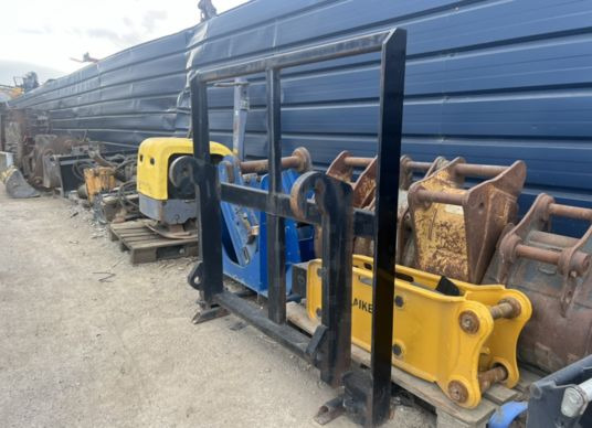 Merlo Pique botte - Attachment for Material handling equipment: picture 2 Merlo Pique botte - Attachment for Material handling equipment: picture 2