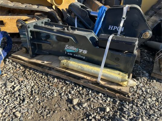 BRH pour pelle de 6T à 10T - Hydraulic hammer: picture 3 BRH pour pelle de 6T à 10T - Hydraulic hammer: picture 3