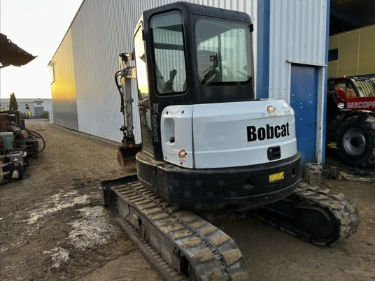 Bobcat E50 à 24900 € HT - Mini excavator: picture 2 Bobcat E50 à 24900 € HT - Mini excavator: picture 2