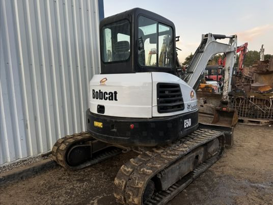 Bobcat E50 à 24900 € HT - Mini excavator: picture 5 Bobcat E50 à 24900 € HT - Mini excavator: picture 5