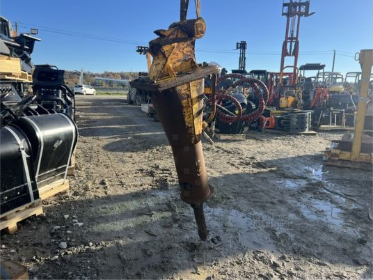 Brh montabert - sc28 - Hydraulic hammer: picture 3 Brh montabert - sc28 - Hydraulic hammer: picture 3