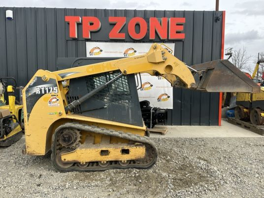 Gehl RT175 High Flow Joystick Clim à 29900 € HT - Skid steer loader: picture 1 Gehl RT175 High Flow Joystick Clim à 29900 € HT - Skid steer loader: picture 1