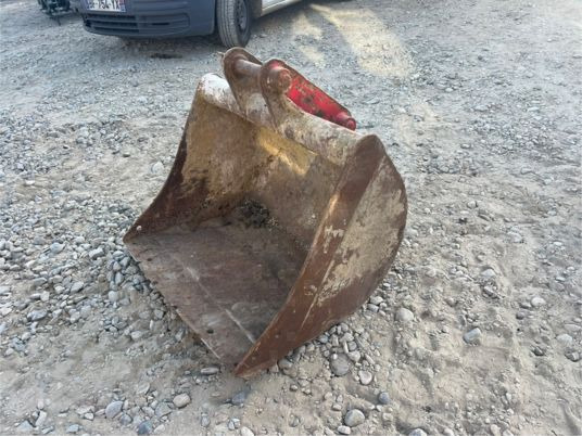 Godet de terrassement - axe 45 mm - Excavator bucket: picture 4 Godet de terrassement - axe 45 mm - Excavator bucket: picture 4