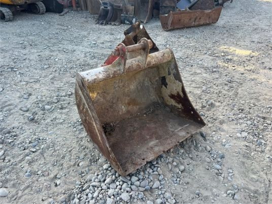 Godet de terrassement - axe 45 mm - Excavator bucket: picture 2 Godet de terrassement - axe 45 mm - Excavator bucket: picture 2