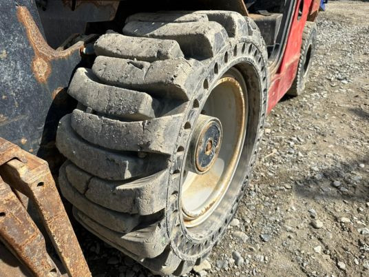 Manitou MSI35T à 19900 € HT - Diesel forklift: picture 5 Manitou MSI35T à 19900 € HT - Diesel forklift: picture 5