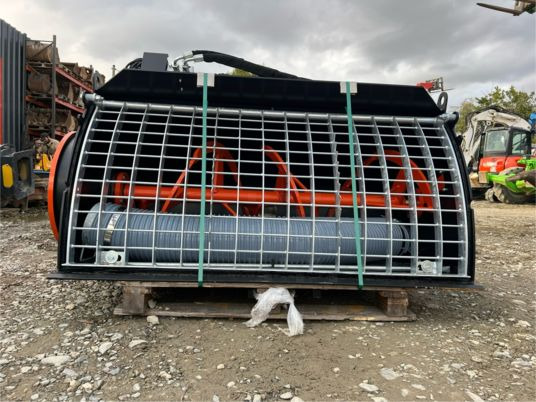 Merlo S45/500 - Bucket for Material handling equipment: picture 2 Merlo S45/500 - Bucket for Material handling equipment: picture 2