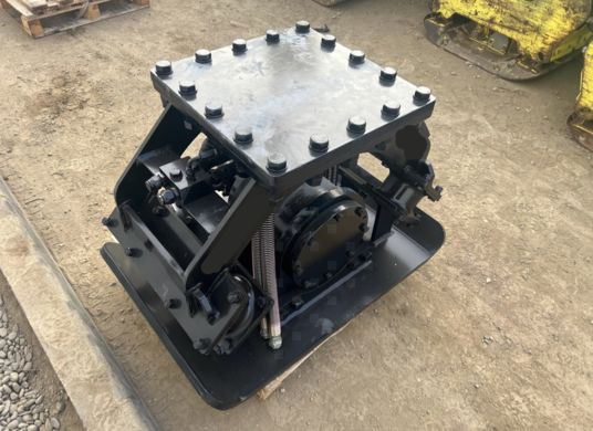 Plaque vibrante hydraulique pour pelle de 10T à 18T - Vibratory plate, Attachment: picture 5 Plaque vibrante hydraulique pour pelle de 10T à 18T - Vibratory plate, Attachment: picture 5