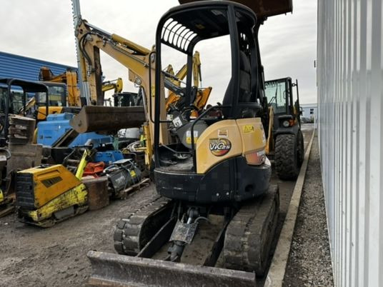 Mini excavator Yanmar VIO25-4 Canopy: picture 7