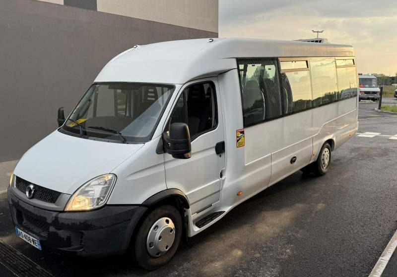 Iveco Daily DURISOTTI / 28miejsc - Suburban bus: picture 1 Iveco Daily DURISOTTI / 28miejsc - Suburban bus: picture 1