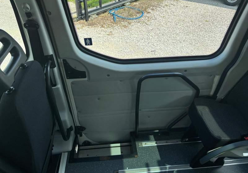 Suburban bus Iveco Iveco Daily A65C 2x klima Sprinter Crafter: picture 34