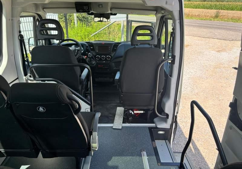 Suburban bus Iveco Iveco Daily A65C 2x klima Sprinter Crafter: picture 29