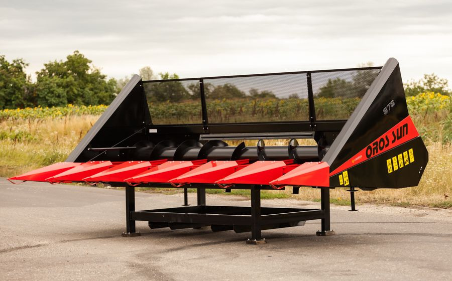 Oros SUN 876 8 rzędowy, Nowe Przystawki do zbioru słonecznika, - Sunflower harvester: picture 4 Oros SUN 876 8 rzędowy, Nowe Przystawki do zbioru słonecznika, - Sunflower harvester: picture 4