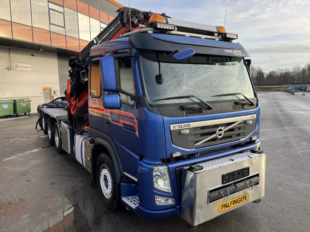 VOLVO FM 500 8X4 + Crane Palfinger PK53002SH YEAR 2016 + JIB PJ125 - Crane truck: picture 2 VOLVO FM 500 8X4 + Crane Palfinger PK53002SH YEAR 2016 + JIB PJ125 - Crane truck: picture 2