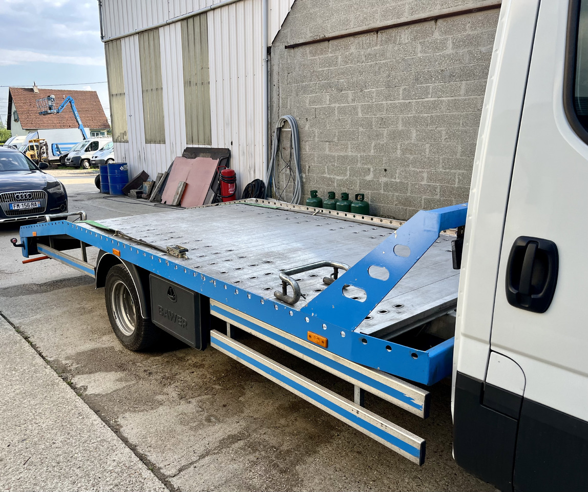 Iveco Daily 35-180 plateau dépannage dépanneuse porte voiture - Open body delivery van: picture 4 Iveco Daily 35-180 plateau dépannage dépanneuse porte voiture - Open body delivery van: picture 4