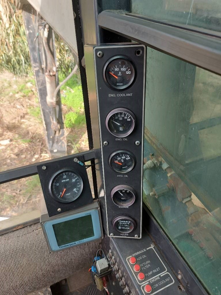 Forestry harvester TIMBERJACK 2628: picture 7