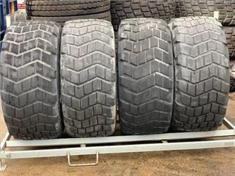 Michelin 18R22.5 (445/65R22.5) Michelin XS Extra Large - Tire for Agricultural machinery: picture 1 Michelin 18R22.5 (445/65R22.5) Michelin XS Extra Large - Tire for Agricultural machinery: picture 1