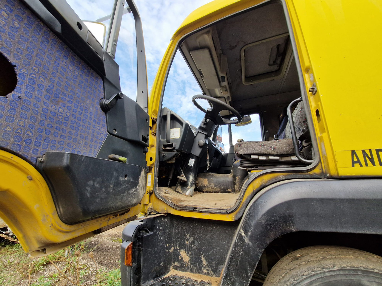 MAN Le 8.180 - Tipper: picture 4 MAN Le 8.180 - Tipper: picture 4