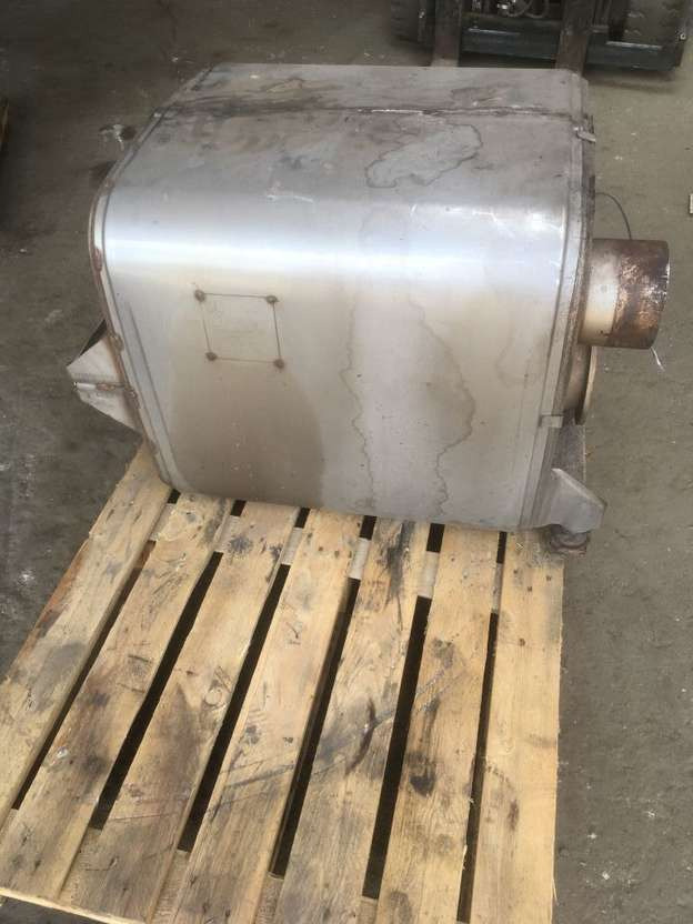 Mercedes-Benz Partikelfilter Mercedes Citaro LE A0014904914 Endschalldämpfer - Muffler/ Exhaust system: picture 1 Mercedes-Benz Partikelfilter Mercedes Citaro LE A0014904914 Endschalldämpfer - Muffler/ Exhaust system: picture 1