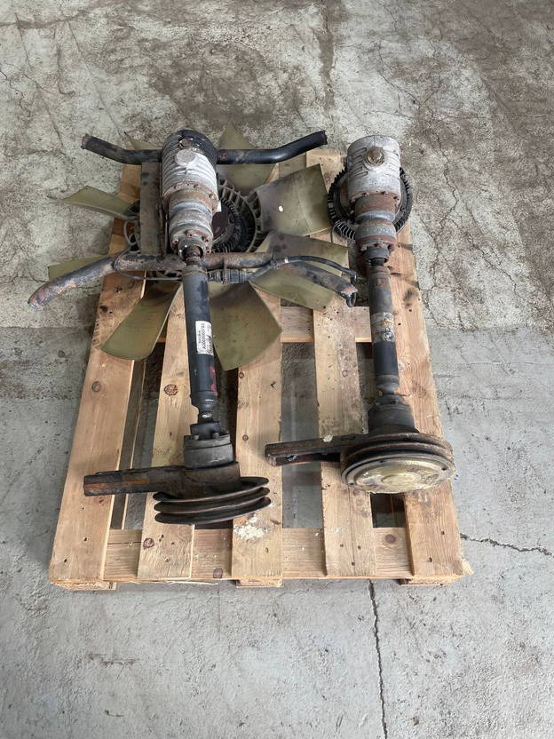 Mercedes-Benz Winkelgetriebe Mercedes Citaro LE Setra A0005004122 A0005000782 - Spare parts for Bus: picture 3 Mercedes-Benz Winkelgetriebe Mercedes Citaro LE Setra A0005004122 A0005000782 - Spare parts for Bus: picture 3