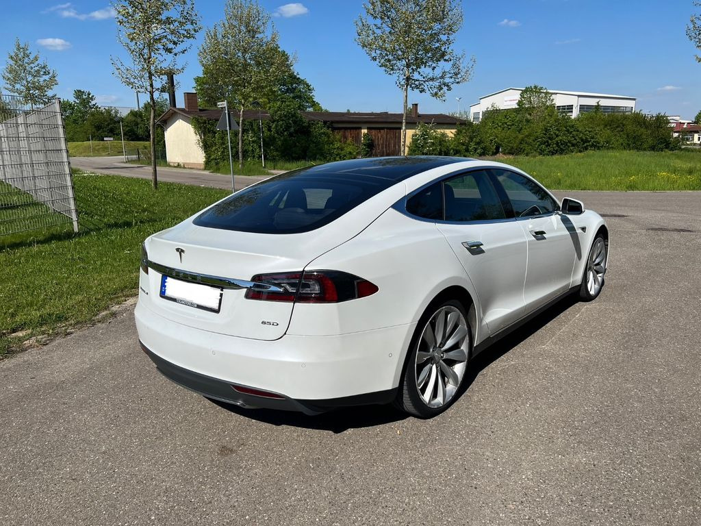 Tesla Model S 85D No free SC - Sedan: picture 4 Tesla Model S 85D No free SC - Sedan: picture 4