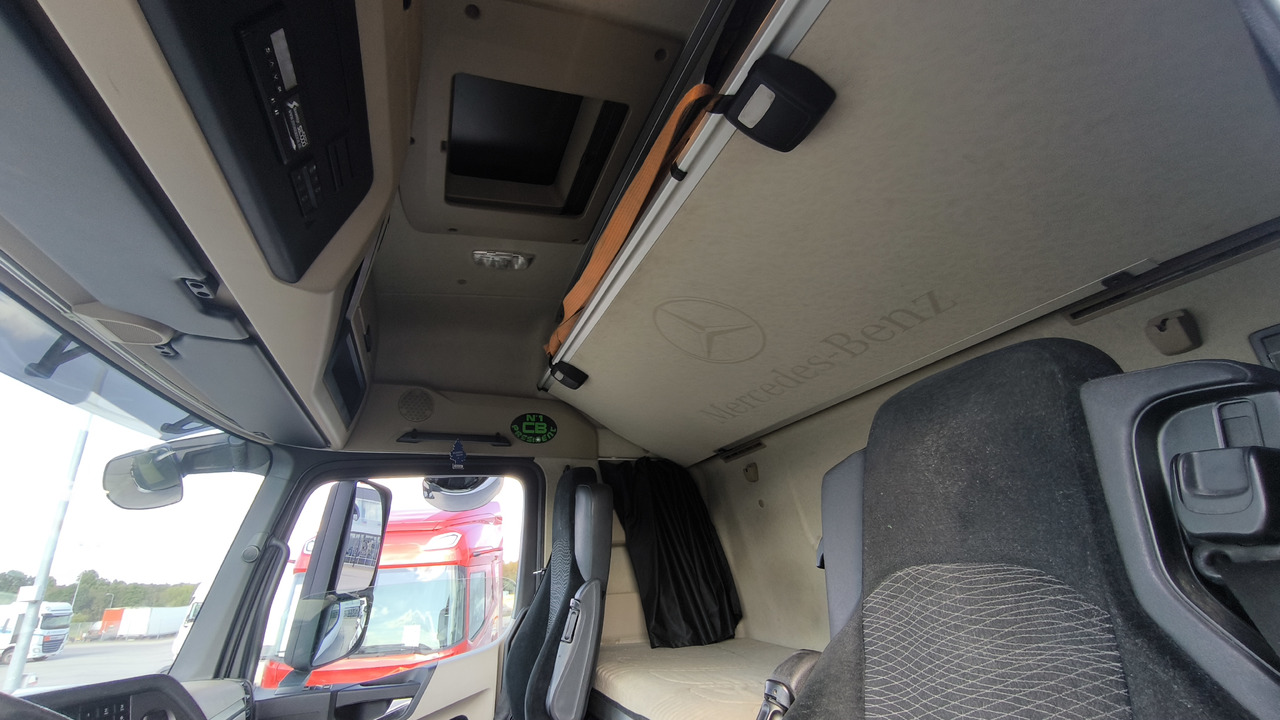 MERCEDES-BENZ Actros 1845 leasing MERCEDES-BENZ Actros 1845: picture 7