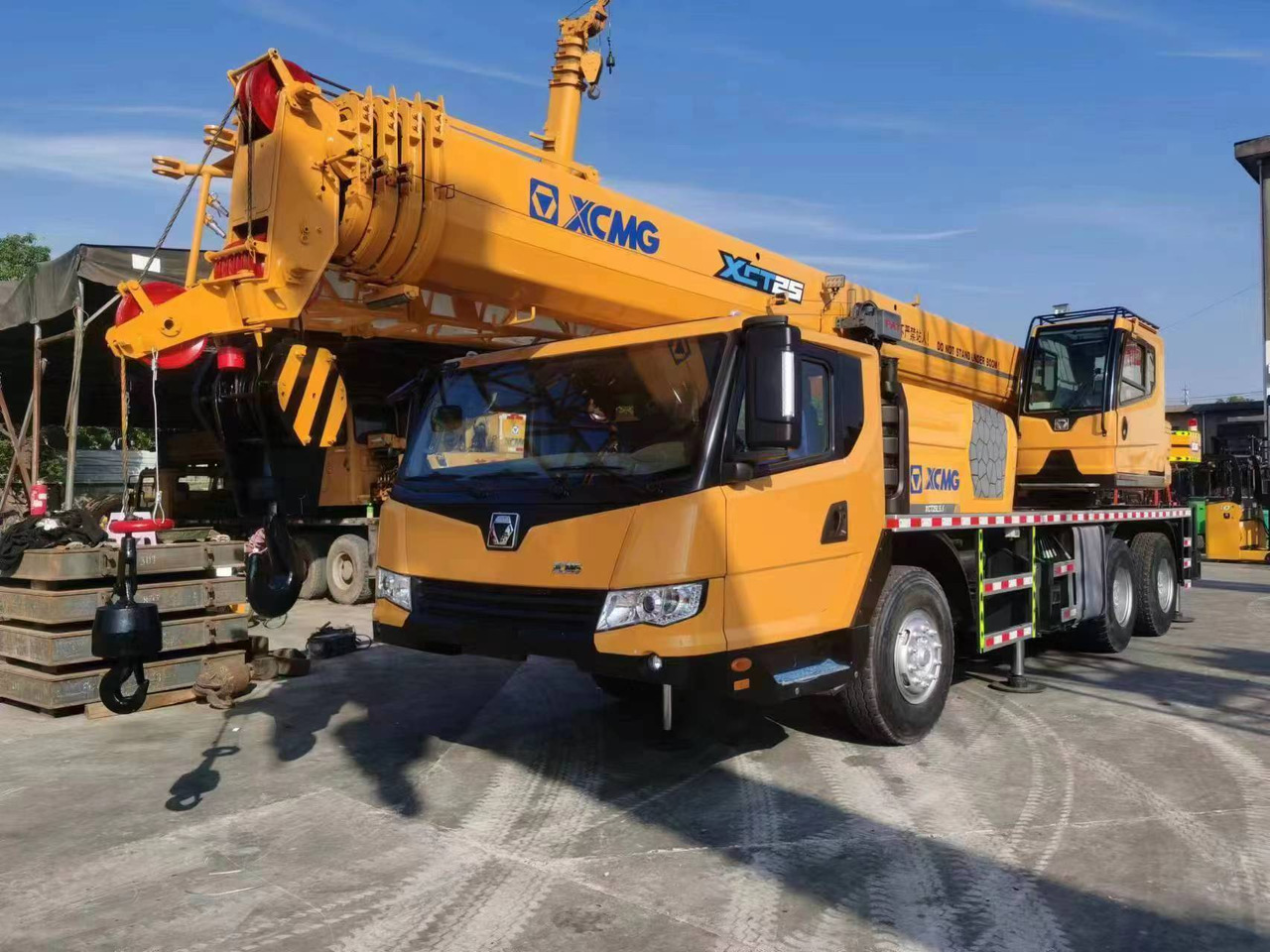 XCMG QY25K5 - Mobile crane: picture 2 XCMG QY25K5 - Mobile crane: picture 2