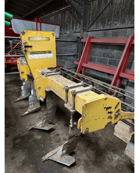 AGRISEM CULTIPLOW 51 - Subsoiler: picture 1 AGRISEM CULTIPLOW 51 - Subsoiler: picture 1