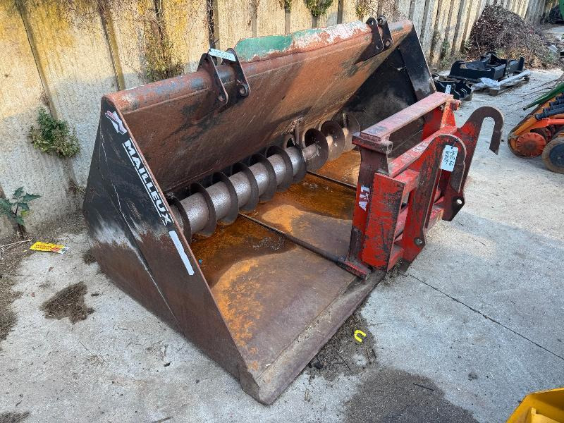 MAILLEUX 2,4M - Livestock equipment: picture 1 MAILLEUX 2,4M - Livestock equipment: picture 1