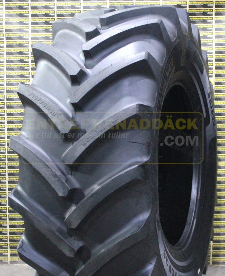 Package with 4 tyres/wheels – Advance AR1200 710/70R38 + 600/65R28 - Farm tractor: picture 2 Package with 4 tyres/wheels – Advance AR1200 710/70R38 + 600/65R28 - Farm tractor: picture 2