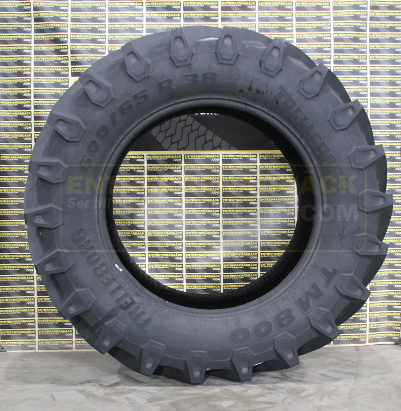 Trelleborg TM 800 650/65R42: Radial Tires for Modern Agricultural Tractors - Farm tractor: picture 3 Trelleborg TM 800 650/65R42: Radial Tires for Modern Agricultural Tractors - Farm tractor: picture 3