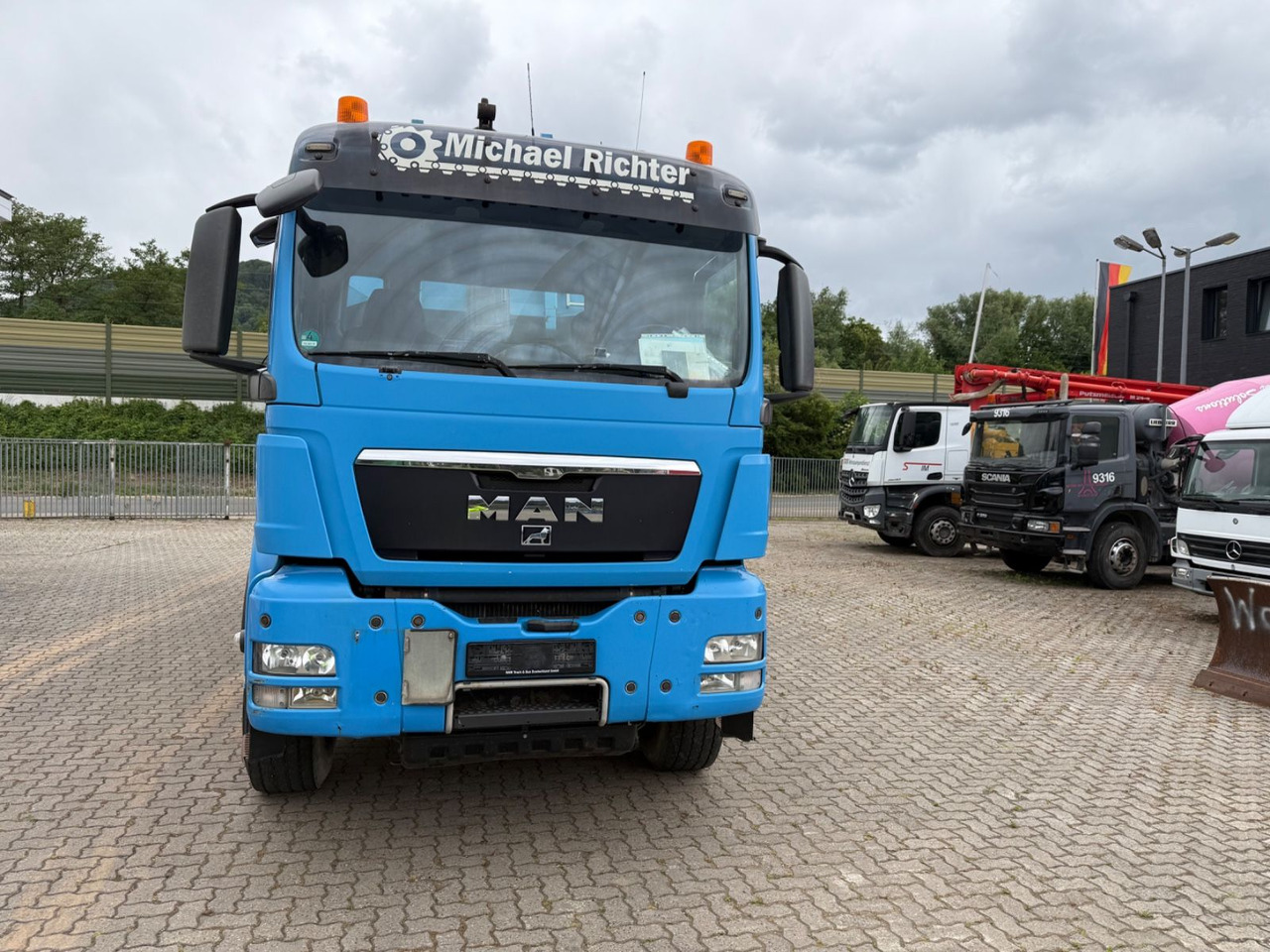 MAN 35.480 TGS - Hook lift truck: picture 5 MAN 35.480 TGS - Hook lift truck: picture 5