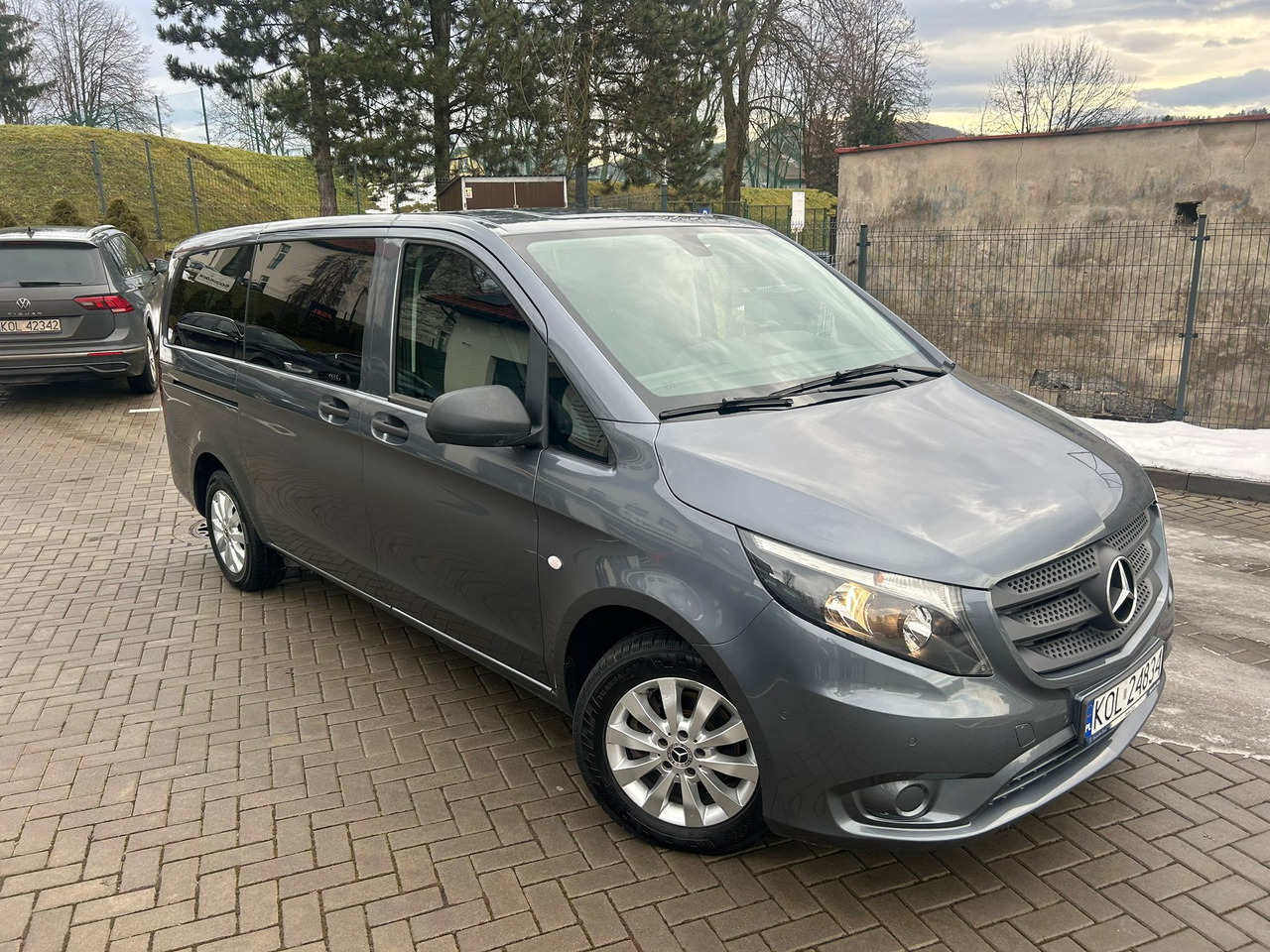 Mercedes-Benz VITO TOURER - Passenger van: picture 2 Mercedes-Benz VITO TOURER - Passenger van: picture 2