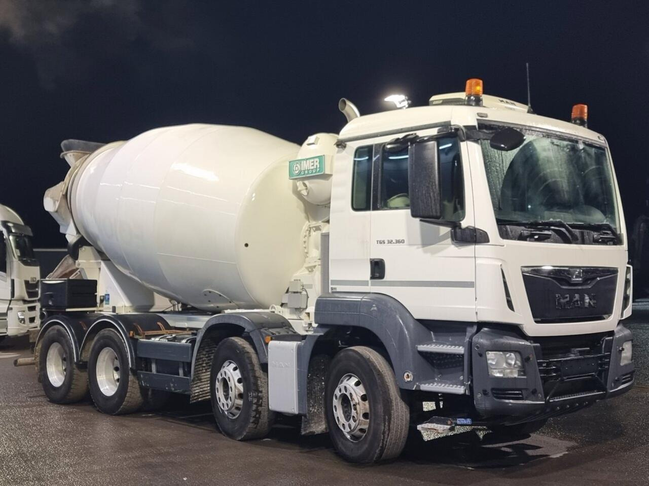 MAN TGS 32.360 8×4 Beton Mixer 9m3 - Concrete mixer truck: picture 2 MAN TGS 32.360 8×4 Beton Mixer 9m3 - Concrete mixer truck: picture 2
