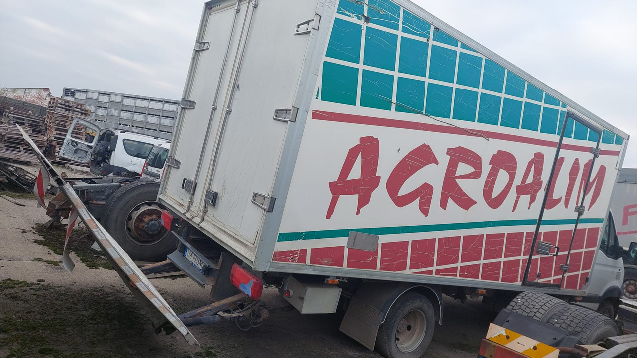 Renault Mascott - Refrigerated delivery van: picture 2 Renault Mascott - Refrigerated delivery van: picture 2