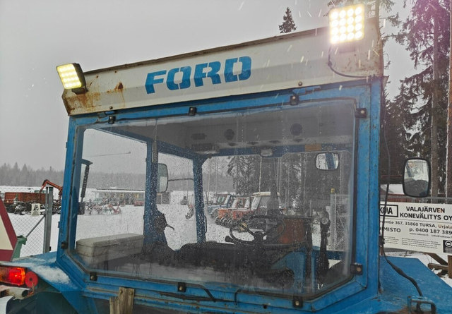 Ford 4110 traktori - Katso video! - Farm tractor: picture 5 Ford 4110 traktori - Katso video! - Farm tractor: picture 5
