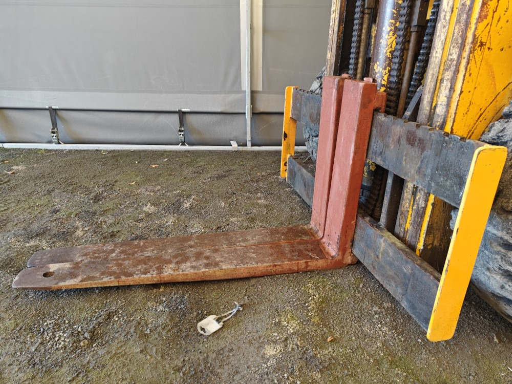 HYSTER Diesel trukki - Diesel forklift: picture 4 HYSTER Diesel trukki - Diesel forklift: picture 4