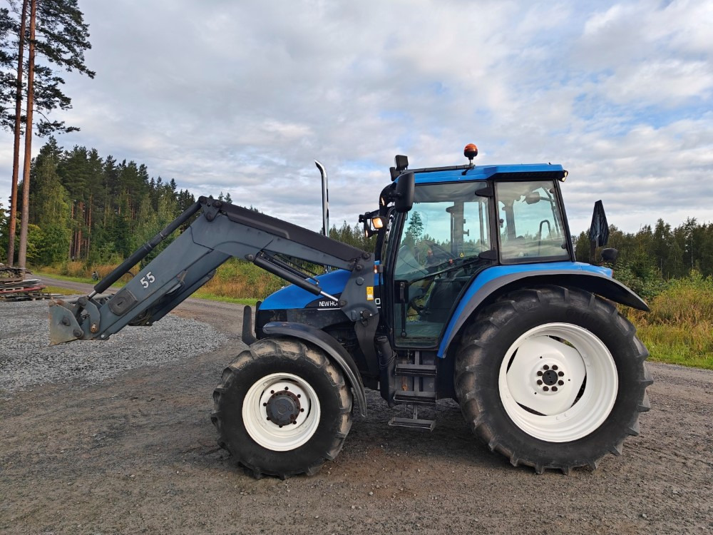 New Holland TS100, ES vaihteisto, ilmastointi, etukuormaaja Ålö Q55, katso video! - Farm tractor: picture 2 New Holland TS100, ES vaihteisto, ilmastointi, etukuormaaja Ålö Q55, katso video! - Farm tractor: picture 2