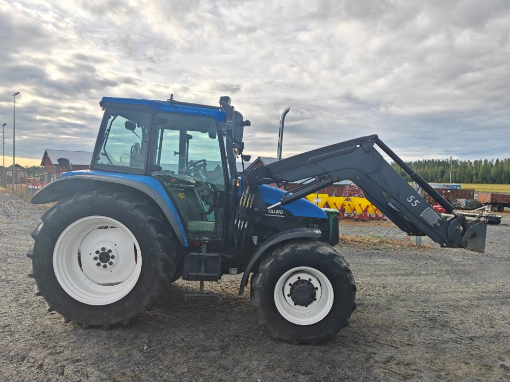 New Holland TS100, ES vaihteisto, ilmastointi, etukuormaaja Ålö Q55, katso video! - Farm tractor: picture 5 New Holland TS100, ES vaihteisto, ilmastointi, etukuormaaja Ålö Q55, katso video! - Farm tractor: picture 5