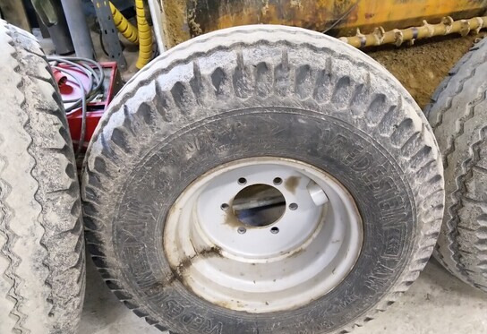 Rengassarja 15.0/70-18 - Tire for Agricultural machinery: picture 3 Rengassarja 15.0/70-18 - Tire for Agricultural machinery: picture 3