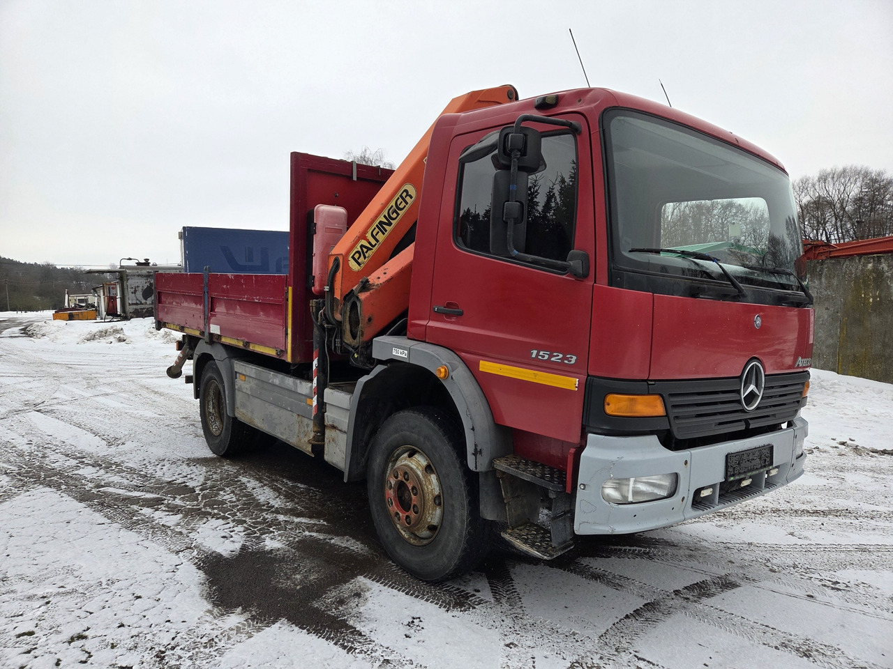 MERCEDES-BENZ ATEGO 1523 4x4 + PALFINGER 15500 RADIO CTRL - Dropside/ Flatbed truck, Crane truck: picture 4 MERCEDES-BENZ ATEGO 1523 4x4 + PALFINGER 15500 RADIO CTRL - Dropside/ Flatbed truck, Crane truck: picture 4