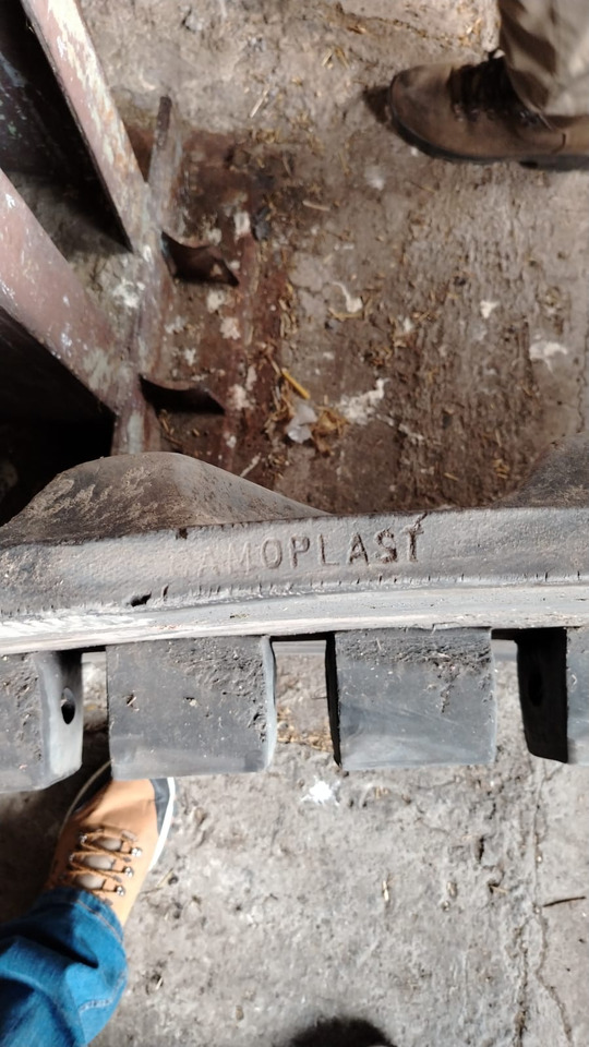 Camso IR1283 or 630-2501 - Track for Tracked tractor: picture 1 Camso IR1283 or 630-2501 - Track for Tracked tractor: picture 1