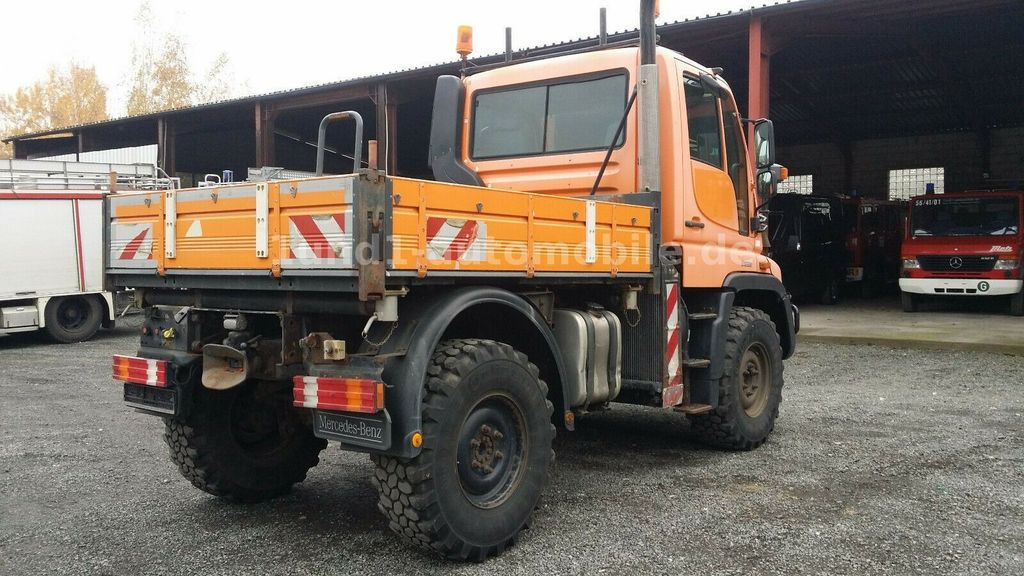 Mercedes-Benz Unimog U 300 Kipper Zugmaschine Kommunalhydraulik U 500 400 U 300 Kipper Zugmaschine Kommunalhydraulik U 500 400 - Utility/ Special vehicle: picture 3 Mercedes-Benz Unimog U 300 Kipper Zugmaschine Kommunalhydraulik U 500 400 U 300 Kipper Zugmaschine Kommunalhydraulik U 500 400 - Utility/ Special vehicle: picture 3