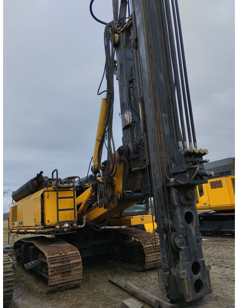 Bauer RG15T UM.50 + drill STDS AD3500 - Drilling rig: picture 1 Bauer RG15T UM.50 + drill STDS AD3500 - Drilling rig: picture 1