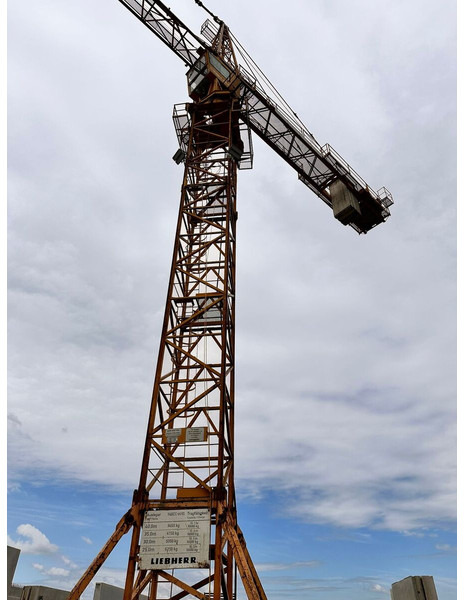 Liebherr 140EC-H10, 1993yom, 40jib, 23,5m huh leasing Liebherr 140EC-H10, 1993yom, 40jib, 23,5m huh: picture 9