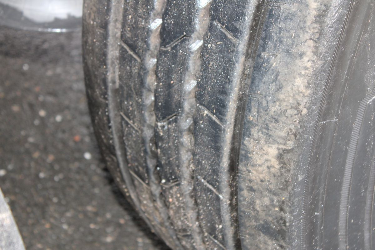 Curtainsider semi-trailer Krone SD PROFI LINER: picture 11