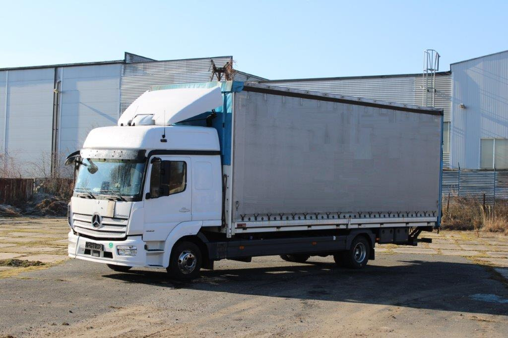 Mercedes-Benz Atego 1223 - Curtainsider truck: picture 4 Mercedes-Benz Atego 1223 - Curtainsider truck: picture 4
