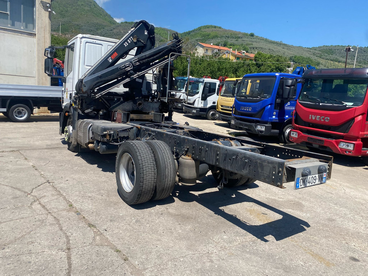 Crane truck IVECO EUROCARGO 120E25: picture 11
