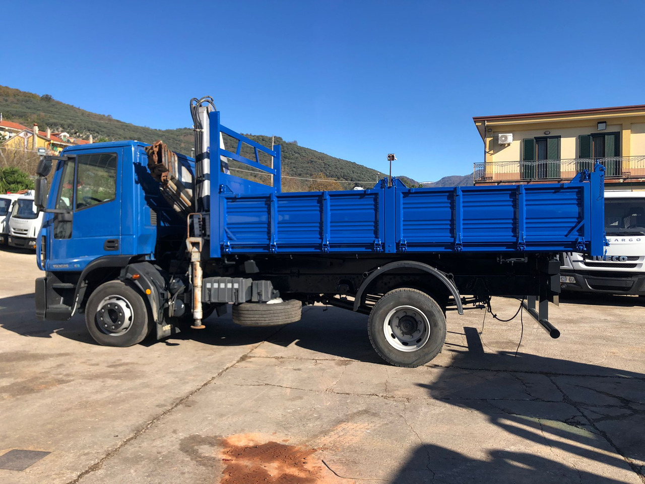 Crane truck, Tipper IVECO EUROCARGO 150E25P: picture 32 Crane truck, Tipper IVECO EUROCARGO 150E25P: picture 32